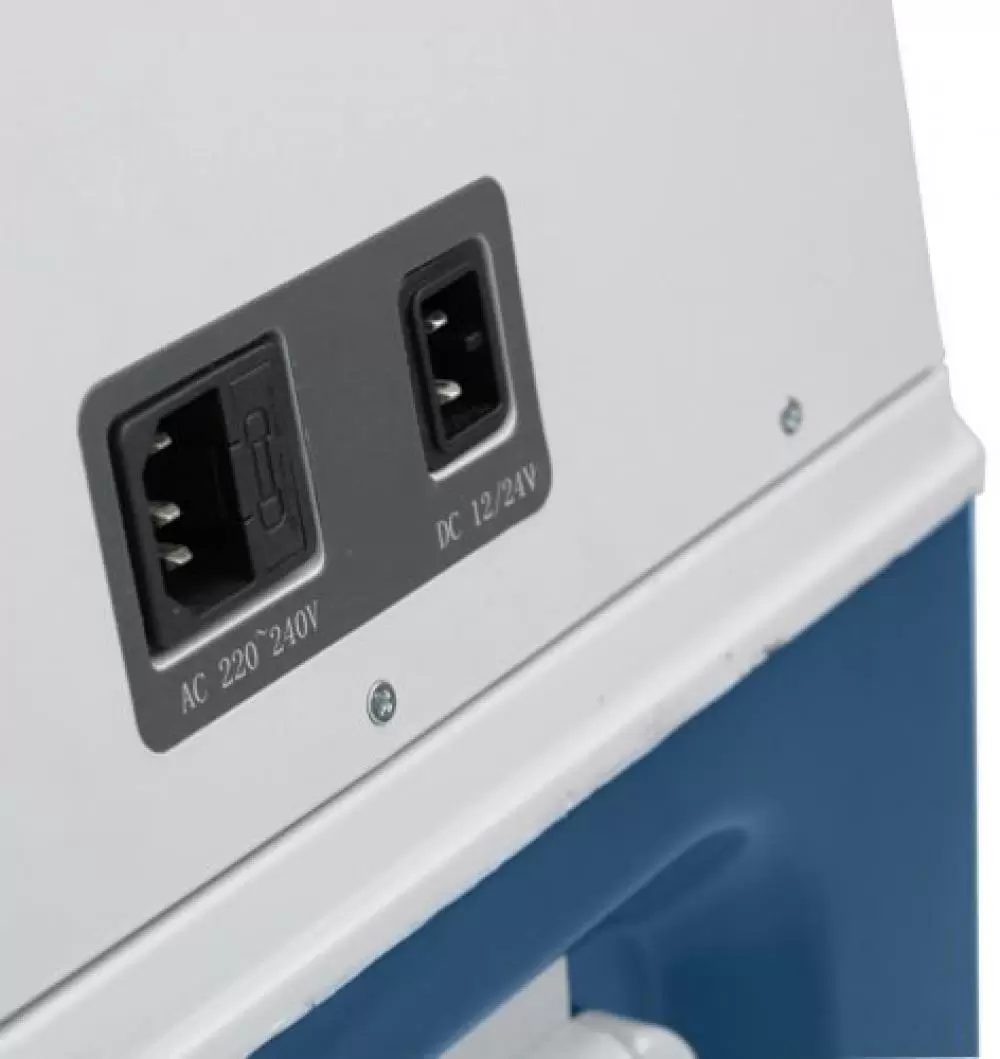 Image of MCF32 Car Refrigerator