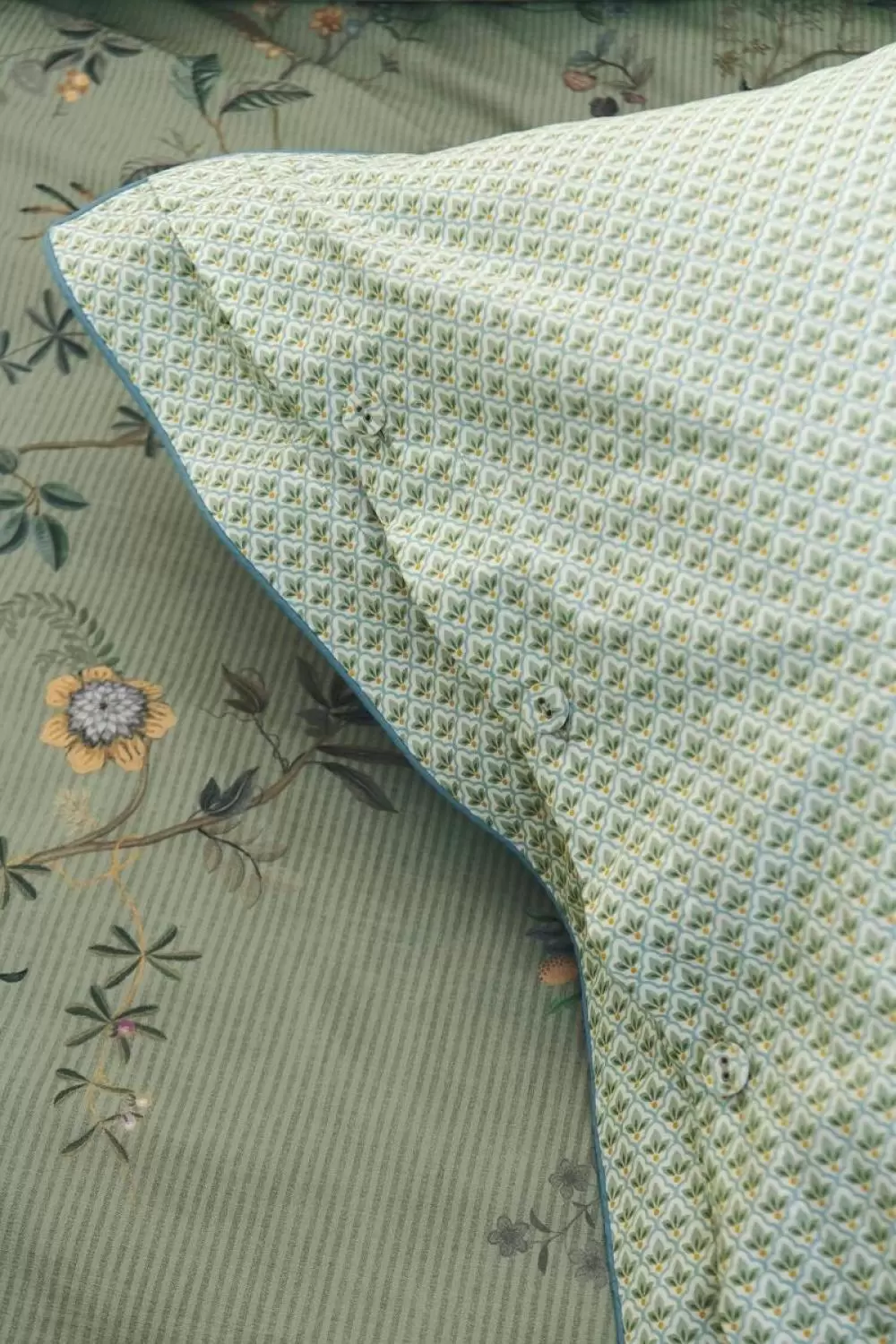 Image of Amor de Dios Sheets Bedding