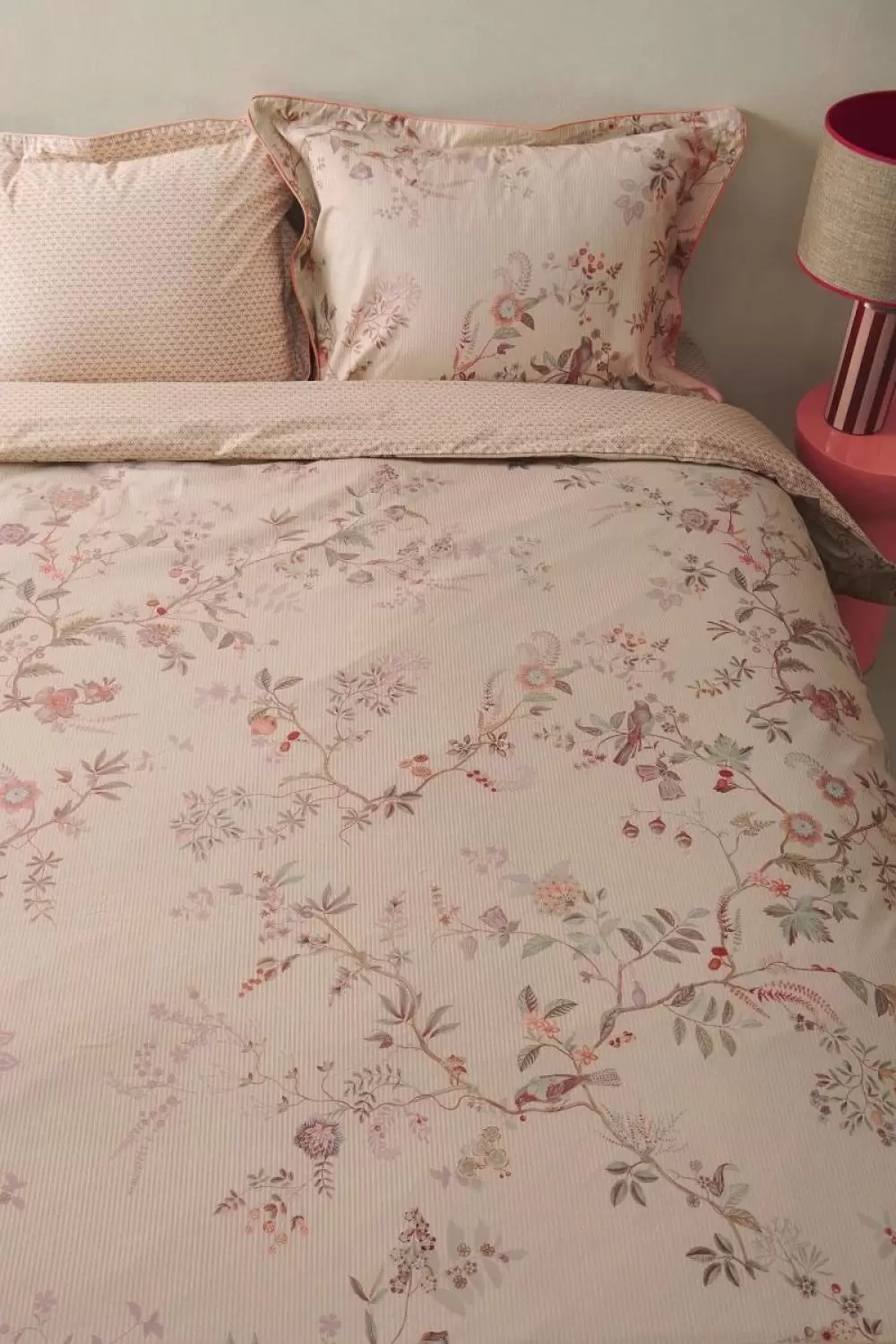 Image of Amor de Dios Sheets Bedding