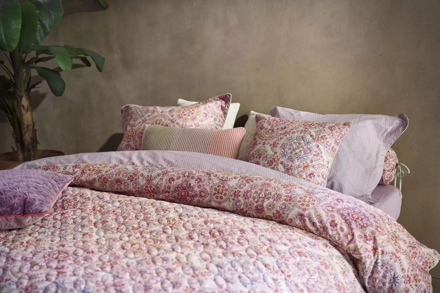 Image of Bordado Sheets Bedding