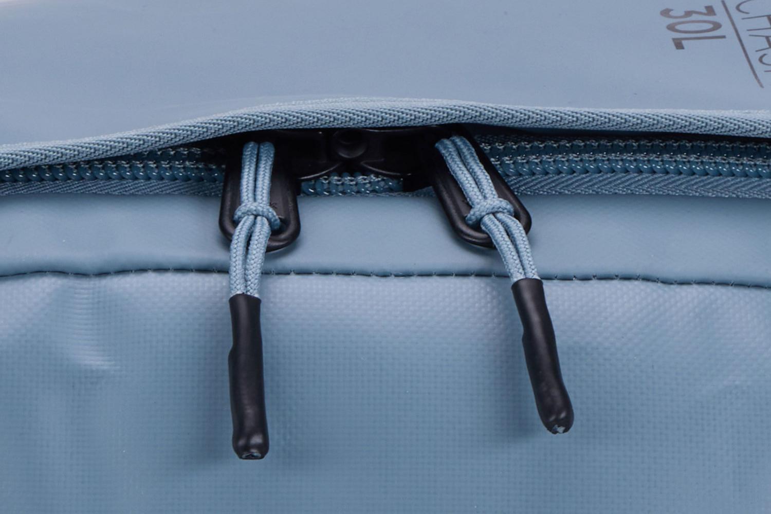 Thule Chasm 30L duffel